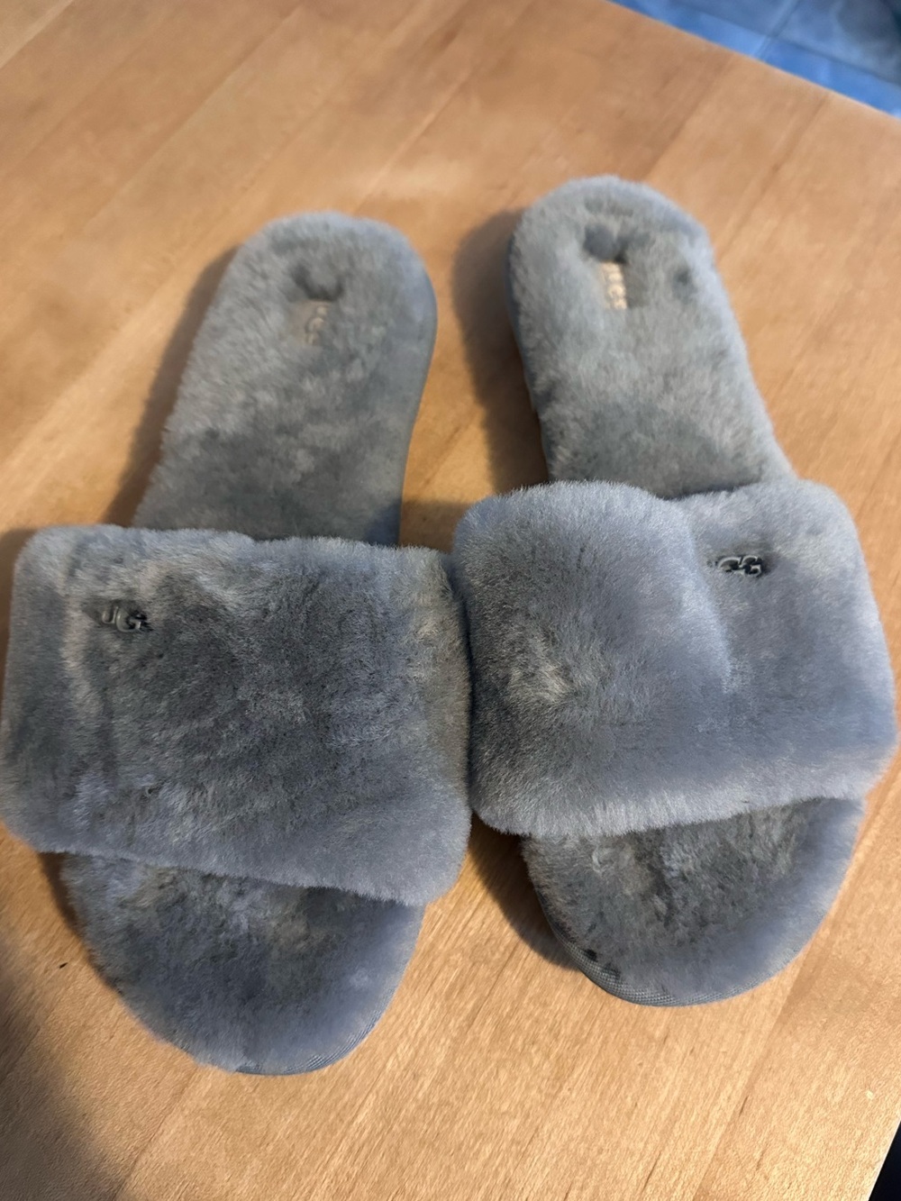 UGG Cozy Plush Slide Slippers - Gray